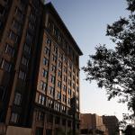 Daylight winds down on Hargett Street.