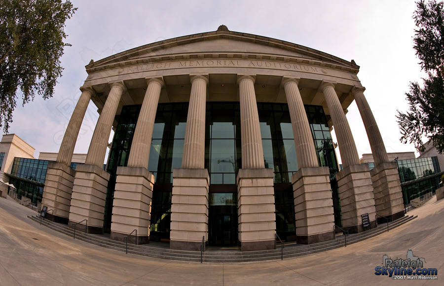 Fisheye Memorial Auditorium - Lichtin Plaza