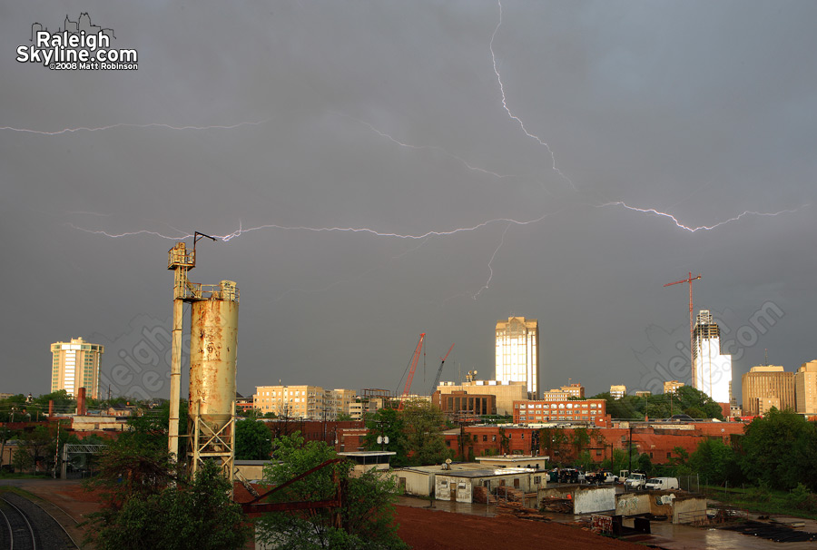 Earlier 'Anvil Crawler' lightning before the rainbow.