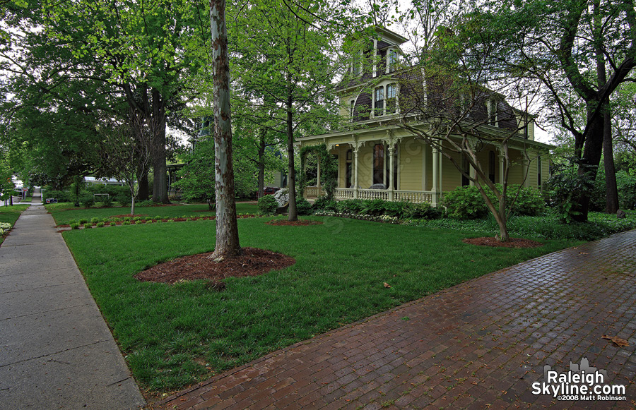 Victorian in Oakwood