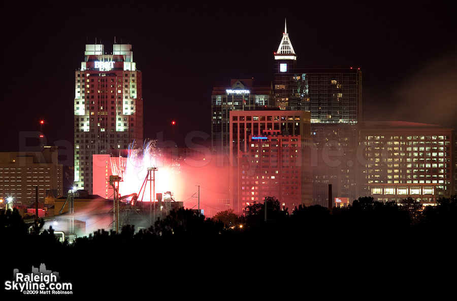 Raleigh Wide Open 4 Fireworks