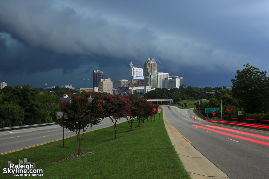 Gust front approaches the skyline