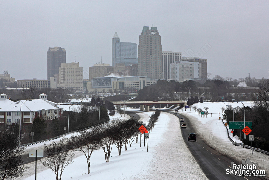 About one lane cleared on South Saunders