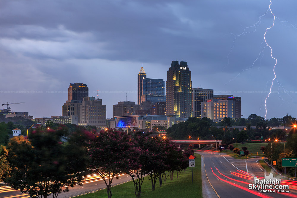 Lightning with the skyline