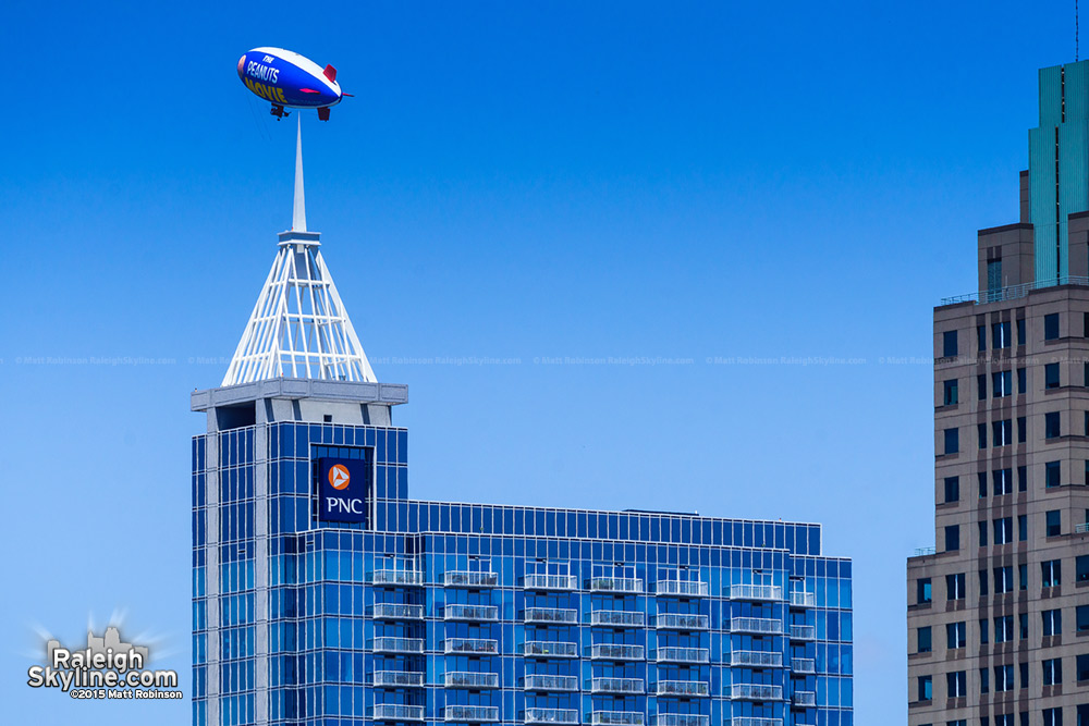 Met Life Blimp over the PNC Plaza spire