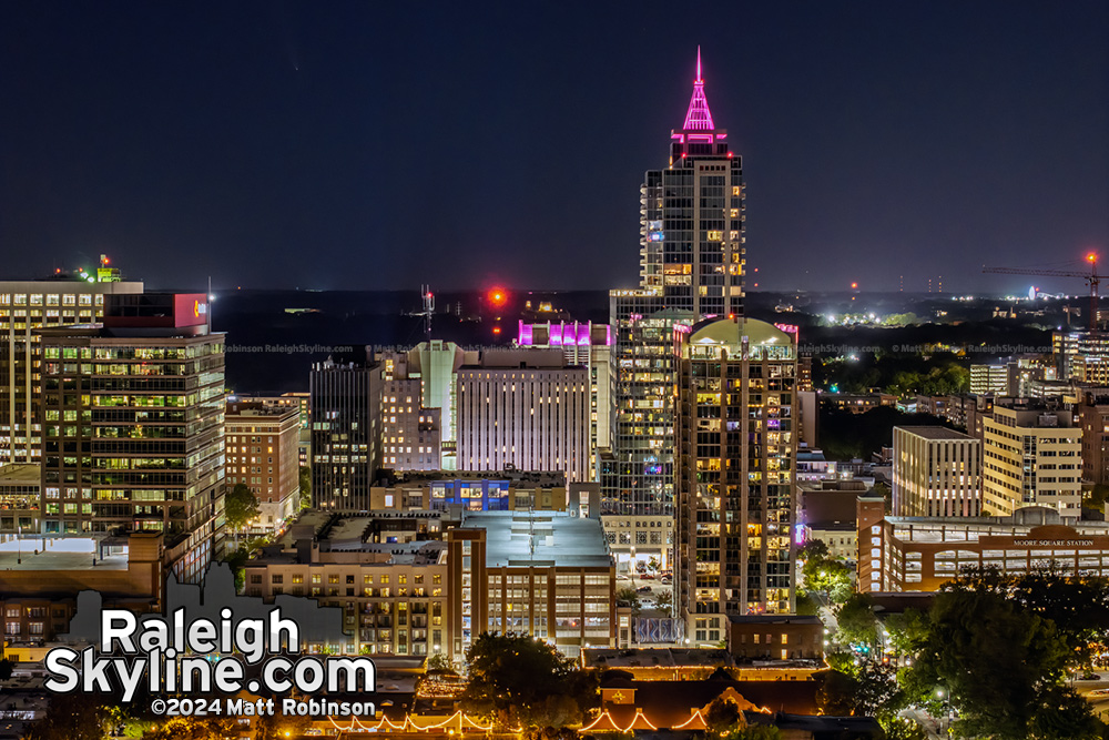 Comet Tsuchinshan–ATLAS and from downtown Raleigh